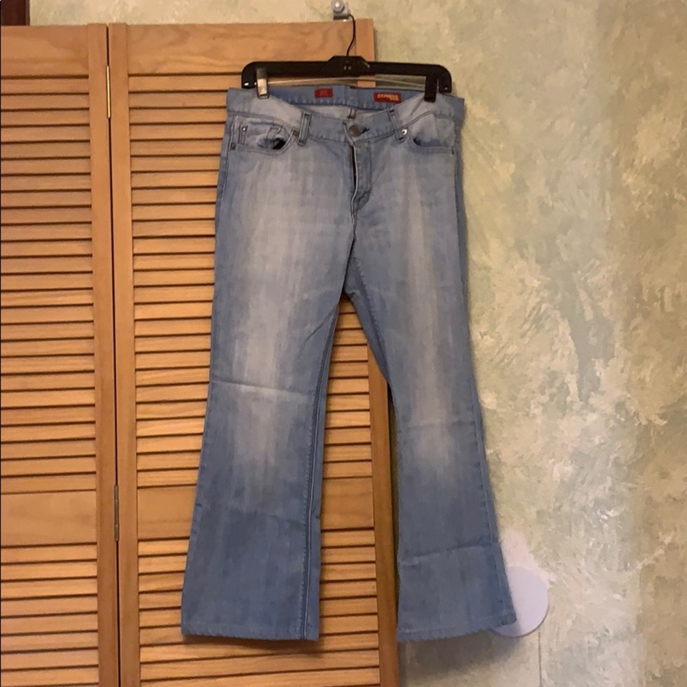 women’s jeans